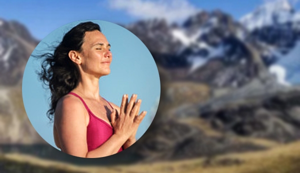 Claudia Faria destacará nesta palestra a importância da respiração e como a prática do Yoga pode nos ajudar na montanha.